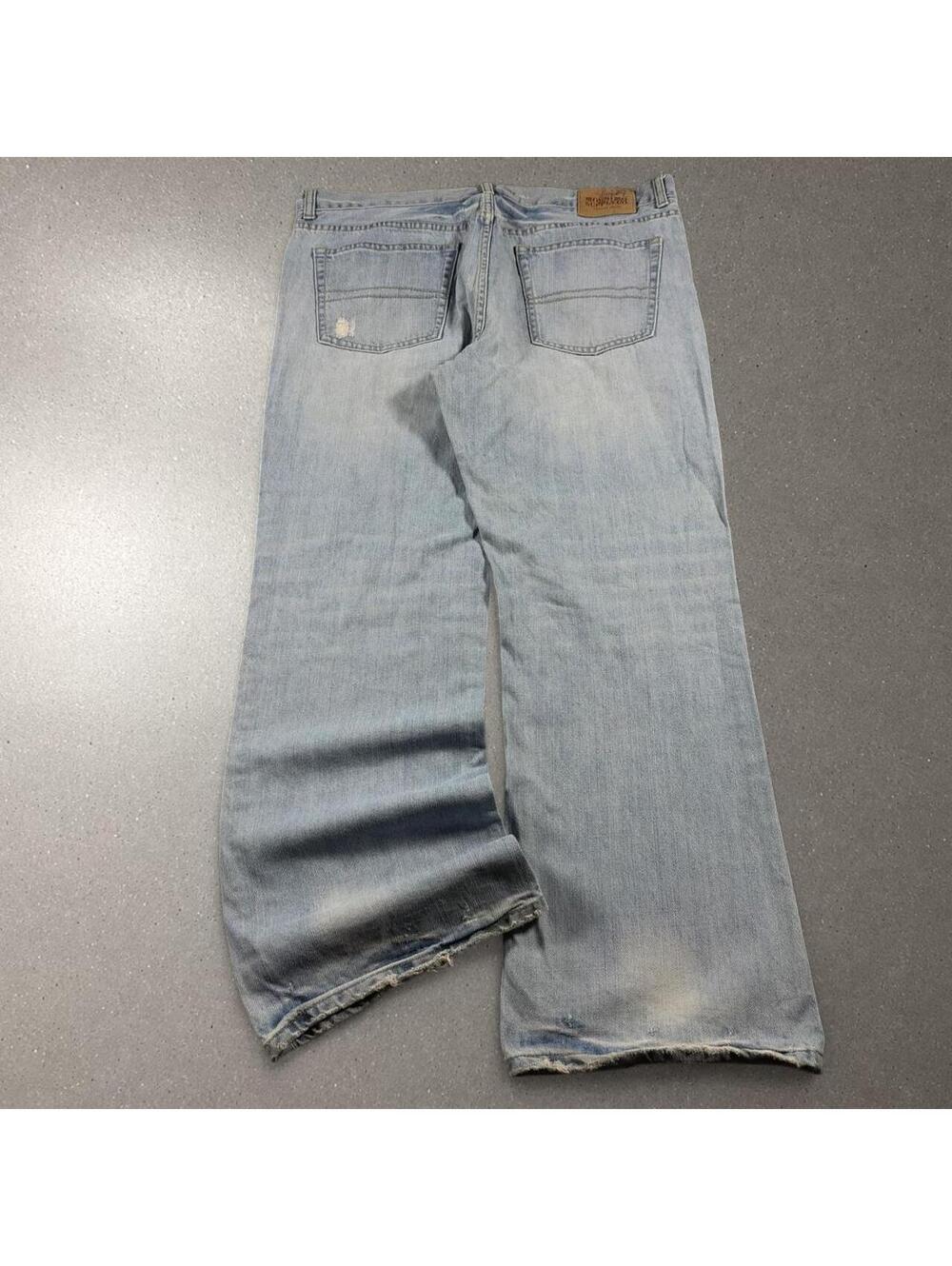 Y2K Skater Distressed Mossimo Light Wash Baggy Bootcut Jeans - Fits 37x30! - Picture 2 of 6